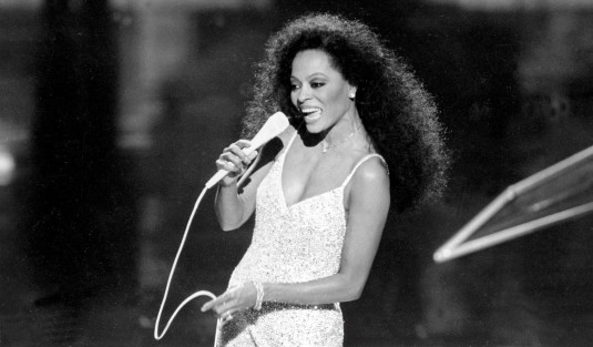 Diana Ross: Fall In Love With These Vintage Style Outfits